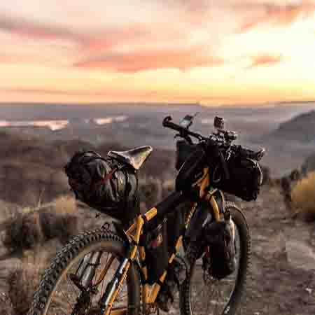 Manali to Leh Mountain Bike Tour 